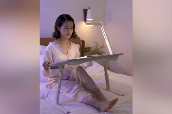 New design multi-functional laptop desk with light helps you enjoy healthy and comfortable life